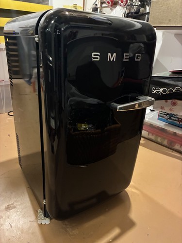 Smeg mini fridge retro - smeg-mini, retro-style