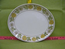 Vintage Yellow & White