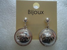 BOUCLES D'OREILLES - motif