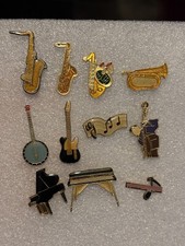 Pin’s Lot X 11 Pins Thème Musique Instrument Note Piano Guitare Saxo Saxophone..