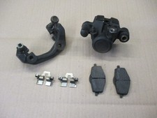 Etrier de frein avant pour