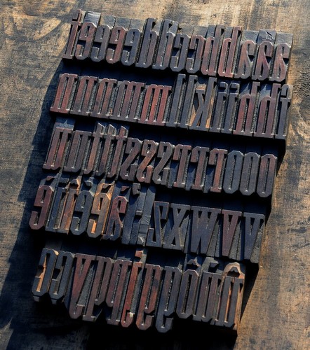 Anciens caractères - a-z,