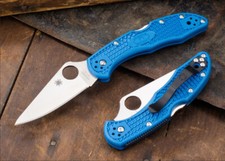 Couteau Spyderco Delica 4 Manche FRN Bleu Lame Acier CPM SPY27 Japan SC11PCBL