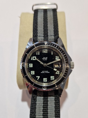 Rare belle montre jaz - belle,