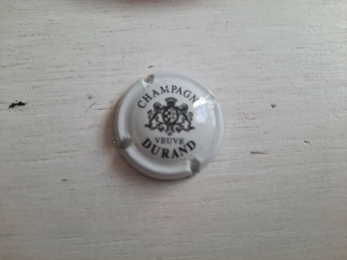 Capsule champagne veuve - veuve, durand