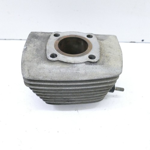Suzuki 250 cylindre - gt,