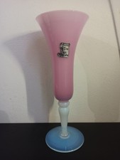 Vase Vintage en Verre Opalin Rose Art Florentin  – Style Art Nouveau