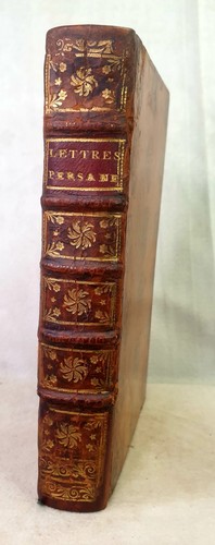 Livre ancien 1744 montesquieu - livre,