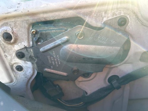 Moteur essuie glace arriere
