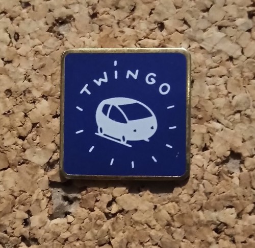Pin twingo voiture auto - pin's,