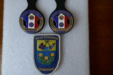 Insigne ville d'ORANGE police Municipale deux modèles sur cuir et écusson