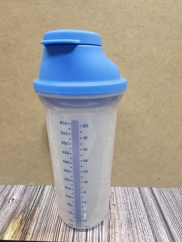 Tupperware shaker cup large - cup, 24