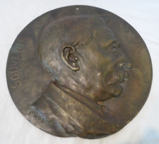 IMPOSANTE MEDAILLE OU BAS RELIEF EN BRONZE CACHET FONDEUR SIOT-DECAUVILLE 1894.