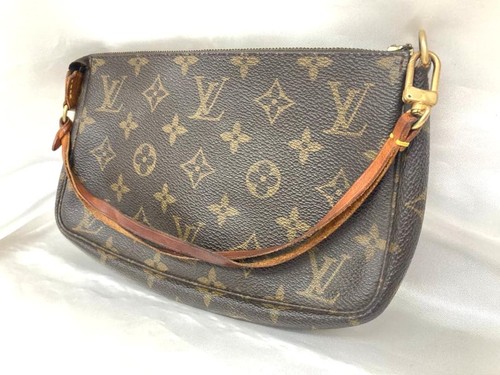 Louis vuitton monogram - vuitton, canvas