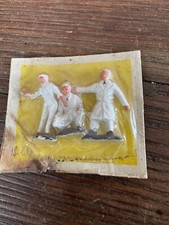 JOUET FIGURINES TRI-ANG SPOT ON SOUS BLISTER NON OUVERT