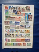 + de 50 Timbres Royaume-Uni  lot JR 318 )