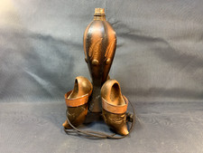Ancien pied de lampe de chevet en bois déco kitsch art populaire sabots