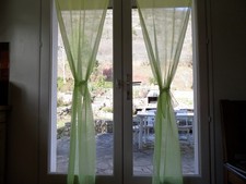 PAIRE DE RIDEAUX VOILAGE VERT   ANIS