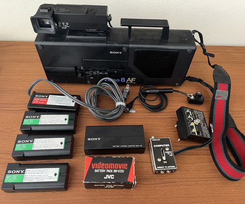 Great condition vintage sony - [great,