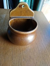 Pot à sel mural en grès