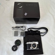 Olympus PEN E-P7 Mirrorless