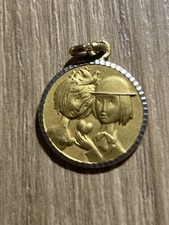 Ancienne médaille des