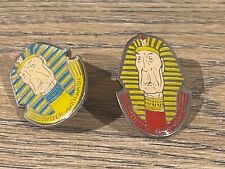 a 2 PINS PIN FRANCOIS