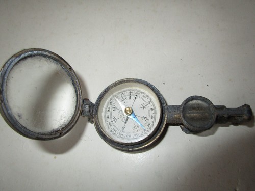 Ancienne boussole jumelle de - /,