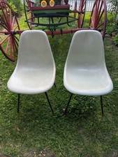 Herman Miller Eames White