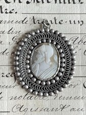 Pendentif En Argent étranger Tête de Guerrier en Camée bord Perlé