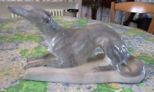 figurine "sloughi" en porcelaine de Camille Tharaud à Limoges