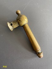 Ancienne Poignée de Porte en Laiton ou Bronze ( Trou carré 9 mm x 9 mm ) VINTAGE