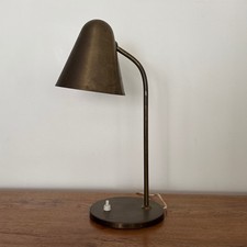 Lampe de table par Jacques