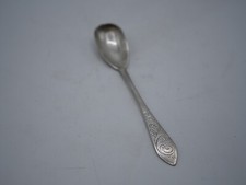 BELLE CUILLERE A OEUF EN