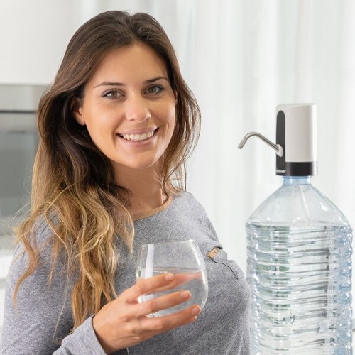 Distributeur eau fontaine - distributeur, d'eau