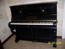 Piano droit