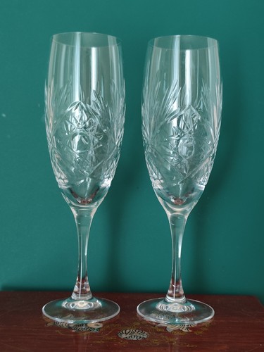 Deux flûtes champagne en - champagne,