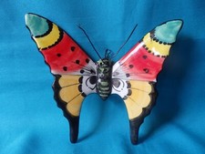 BEAU PAPILLON DESIGN MURAL