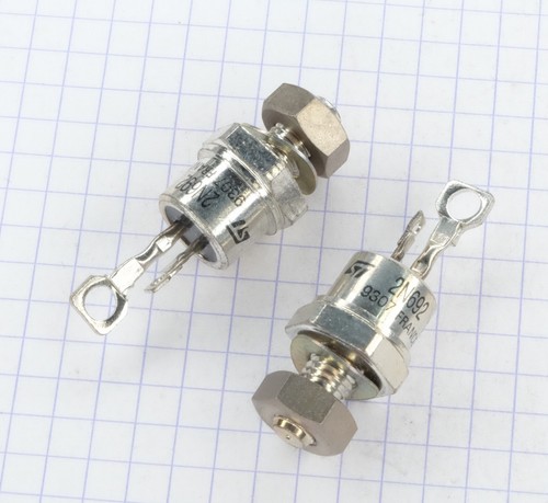 Stmicroelectronics 2n692 - 1x,