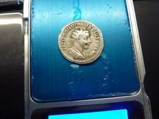 pièce romaine en argent,Empereur Gordien III,242 ap J.C,P 4,12g,D 22mm