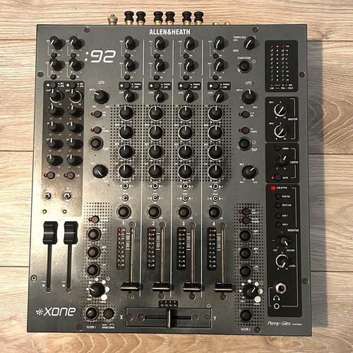 Allen heath xone 92 - xone, table