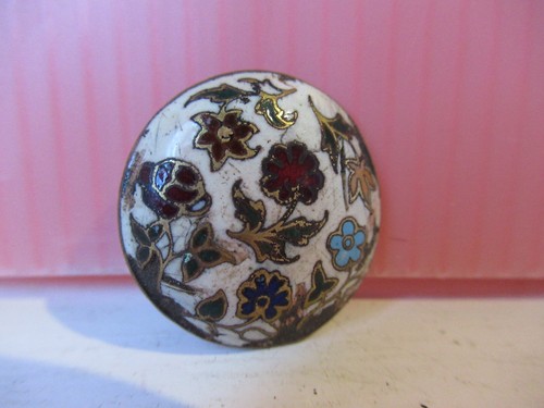 Ancien grand bouton - ancien,