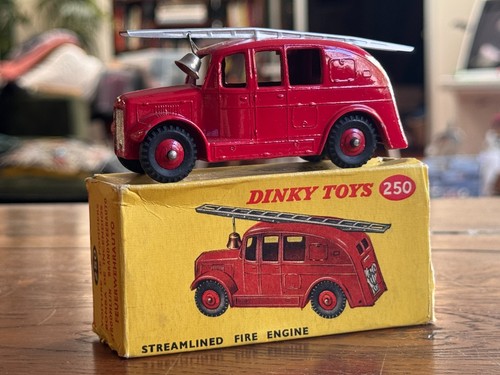 Dinky toys 250 streamlined - 250,