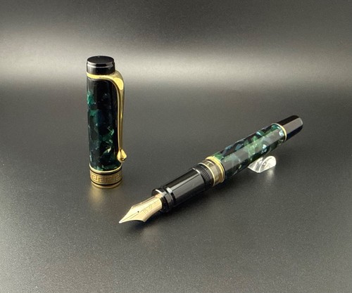 Stylo plume aurora - plume, optima