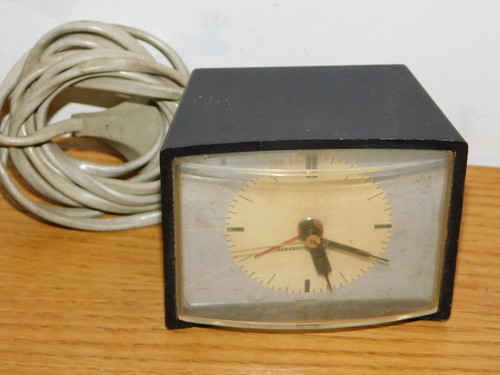 Vintage design retro reveil - vintage,