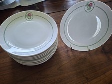 12 ASSIETTES PLATES