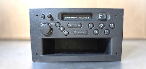 Genuine vauxhall blaupunkt car - blaupunkt,