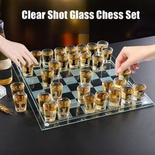 Jeu d'échecs en verre