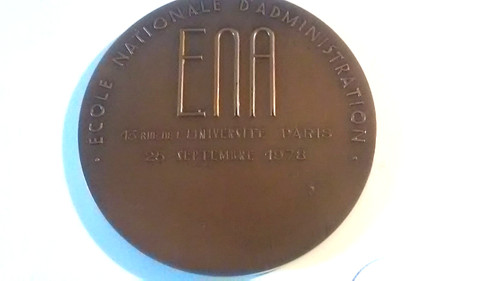 Trés belle médaille ena - belle,