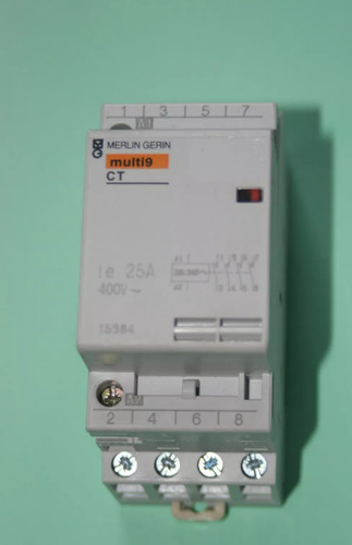 Contacteur merlin gerin 15384 - merlin,